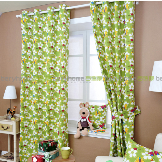 卧室春日装饰12例 “花朵”图案的床品窗帘