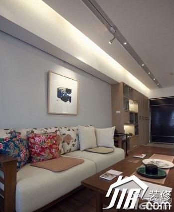 110平米装修,二居室装修,10-15万装修,中式风格,客厅,沙发,茶几,装饰画