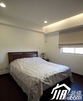 110平米装修,二居室装修,10-15万装修,中式风格,卧室,床