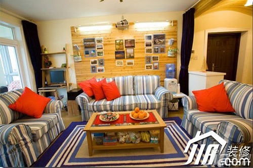 地中海风格,田园风格,公寓装修,90平米装修,客厅,简洁,舒适,沙发,茶几,窗帘,灯具,照片墙