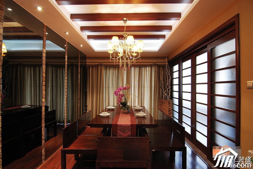 中式风格,富裕型装修,110平米装修,公寓装修,民族风,餐厅,灯具,餐桌,餐厅背景墙