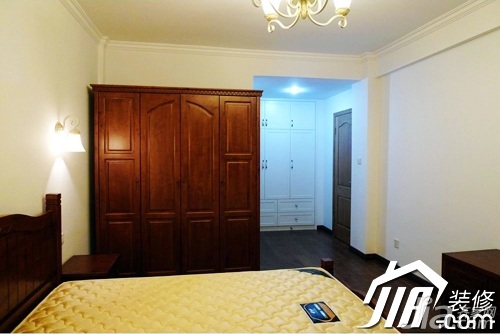 公寓装修,120平米装修,富裕型装修,美式乡村风格,卧室,床,灯具,衣柜,床头柜