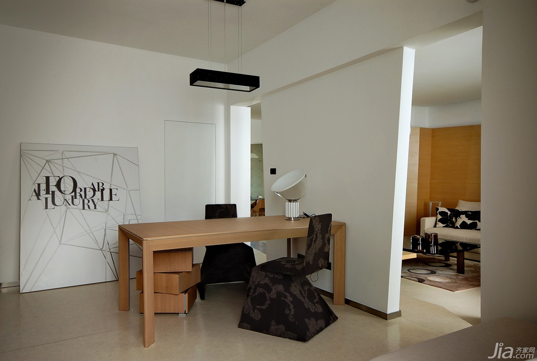 小户型装修,经济型装修,混搭风格,工作区,灯具,书桌,装饰画,背景墙