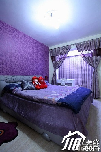 小户型装修,58平米装修,经济型装修,3万-5万装修,简约风格,卧室,紫色,浪漫,卧室背景墙,床