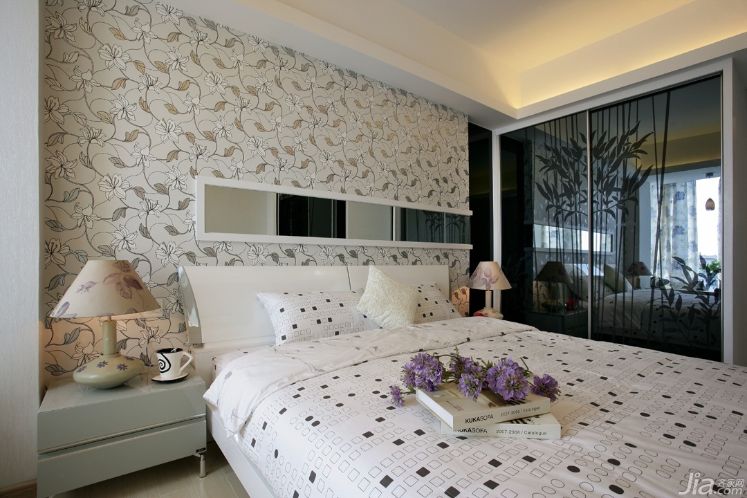 中式风格,简约风格,富裕型装修,公寓装修,卧室,床,床头柜,舒适,壁纸
