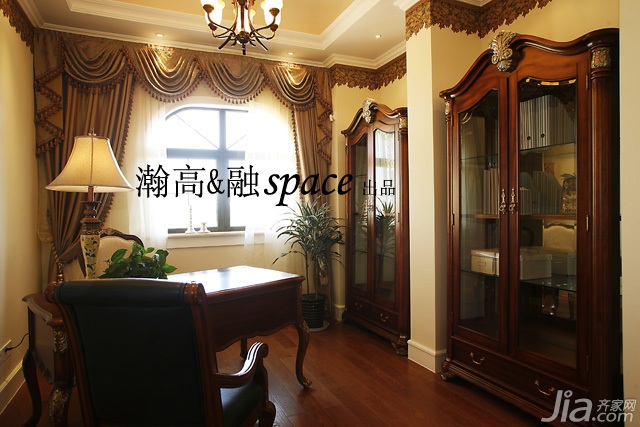 金色装修,别墅装修,豪华型装修,140平米以上装修,欧式风格,新古典风格,大气,书房,书架,书桌,灯具,瀚高&融设计