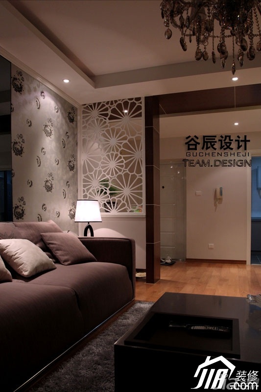 稳重,褐色装修,公寓装修,富裕型装修,简约风格,客厅,沙发,茶几,沙发背景墙,隔断
