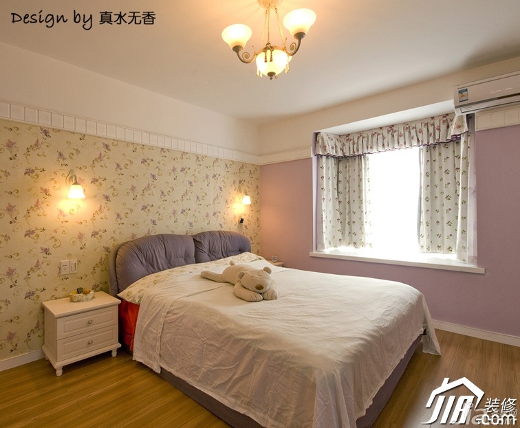 田园风格,彩色装修,富裕型装修,公寓装修,小清新,卧室,飘窗,窗帘,床,床头柜,壁纸