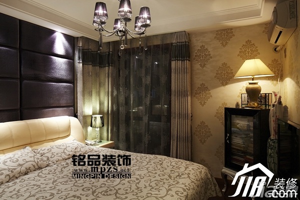 三居室装修,豪华型装修,简约风格,欧式风格,壁纸,窗帘,床,灯具,床头软包,卧室