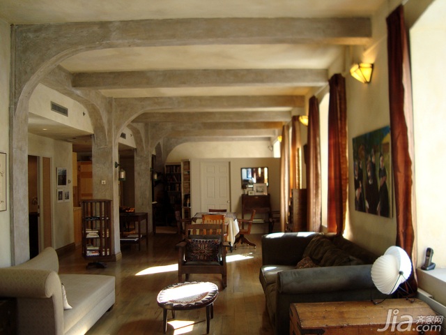 公寓装修,130平米装修,经济型装修,新古典风格,海外家居,客厅,沙发,横梁