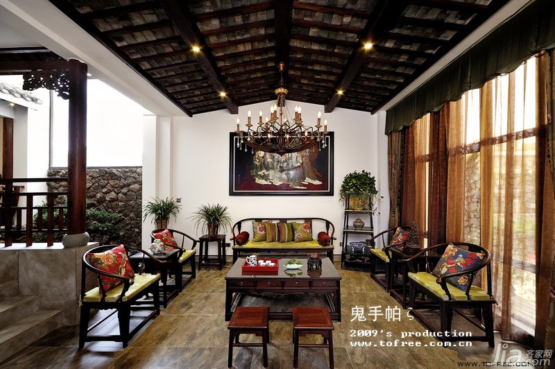 别墅装修,140平米以上装修,新古典风格,豪华型装修,鬼手帕,客厅,沙发,茶几,灯具,装饰画