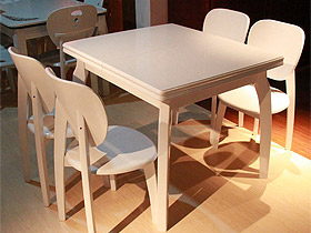折疊伸縮實木餐桌椅