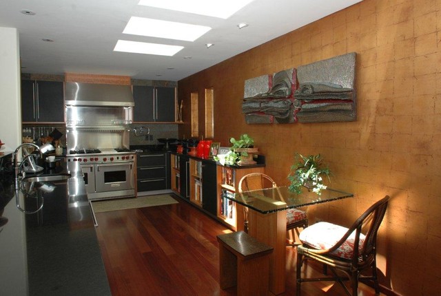 现代简约风格客厅三层半别墅简洁开放式厨房效果图