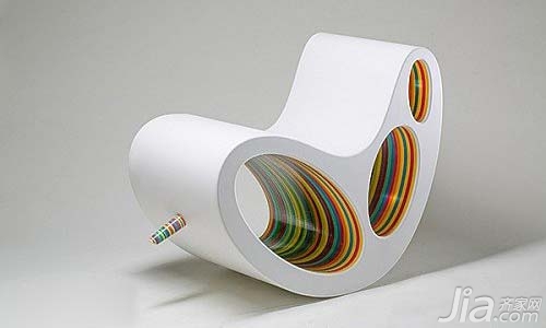 创意躺椅设计：设计另类色彩艳丽