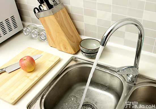 厨房水龙头漏水怎么办 厨房水龙头漏水解决方法