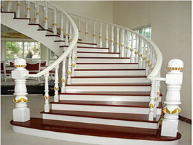 楼梯立柱间隔设计 楼梯立柱安装方法