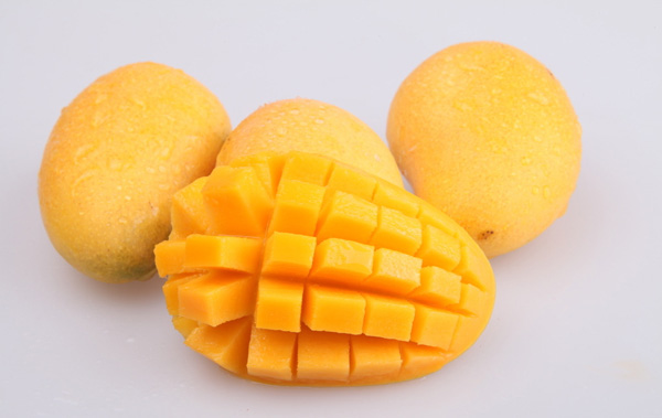 孕妇能不能吃芒果,芒果的功效与副作用,芒果不