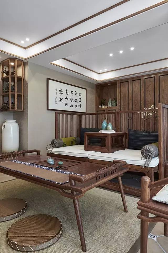 新中式住宅：木质与水墨留白的重逢
