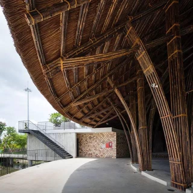 获得了30多项国际大奖的房子，竟是用竹子盖的！