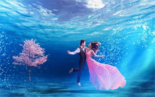 水下婚纱摄影多少钱 拍摄水下婚纱照应该如何