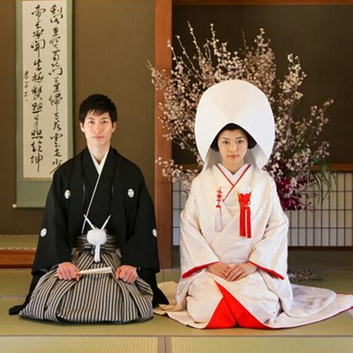 日本结婚礼服是怎样的 日本结婚有哪些传统习