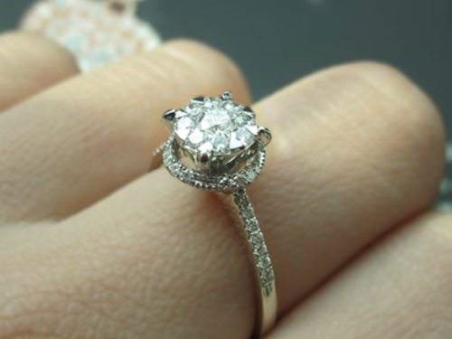 钻石戒指怎么辨别真假 鉴别钻石真假的小窍门