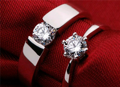 订婚戒指和结婚戒指是同一个吗 戒指佩戴有什