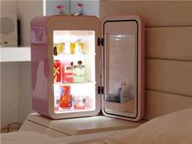 冰箱保鲜室结冰怎么回事  冰箱保鲜室结冰如何处理及预防