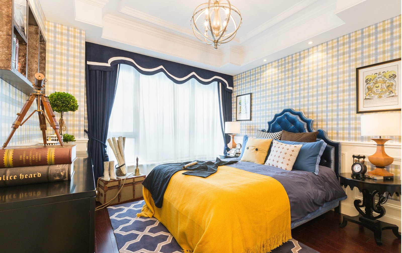 别墅装修,140平米以上装修,20万以上装修,豪华型装修,卧室,法式风格,床上用品,窗帘,蓝色,黄色
