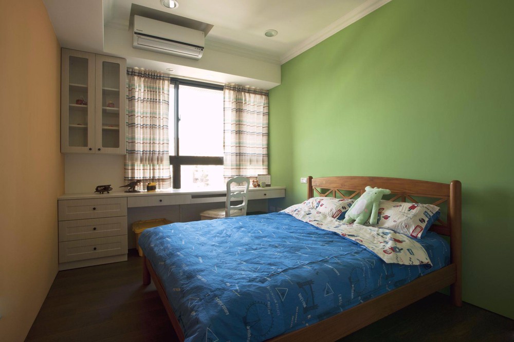 110平米装修,三居室装修,10-15万装修,卧室,美式乡村风格,卧室背景墙,绿色