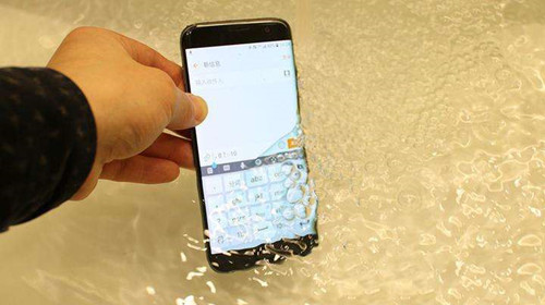 苹果手机进水维修价格 苹果手机进水怎么维修