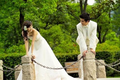 牵爱婚纱_婚纱情侣头像(2)