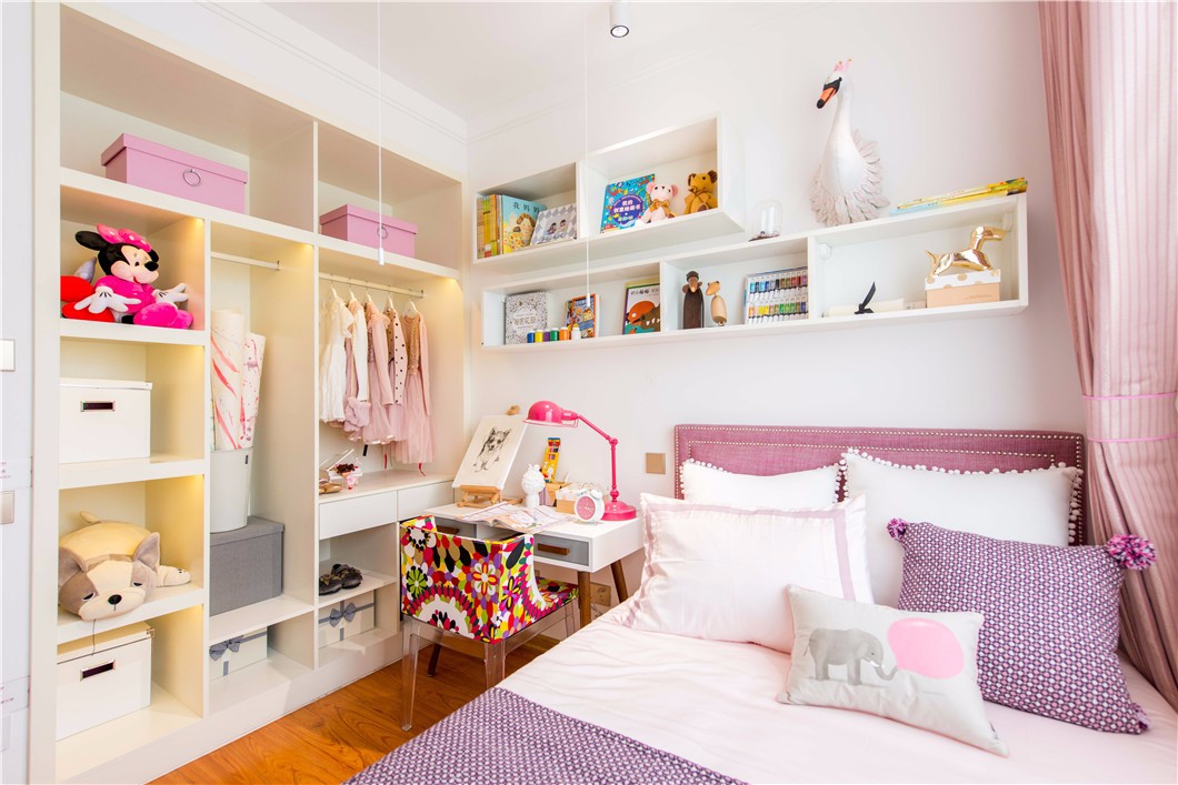 110平米装修,10-15万装修,三居室装修,卧室,北欧风格,混搭风格,衣柜,床上用品,粉色