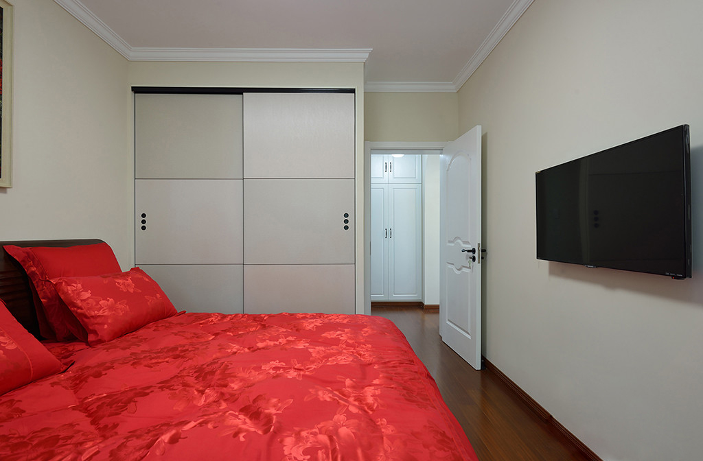 二居室装修,80平米装修,5-10万装修,美式风格,卧室,衣柜
