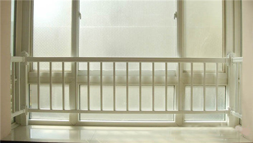 窗户防护栏都有哪些材质 窗户防护栏选购注意事项