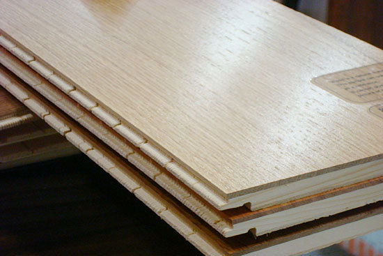 实木复合地板选购方法