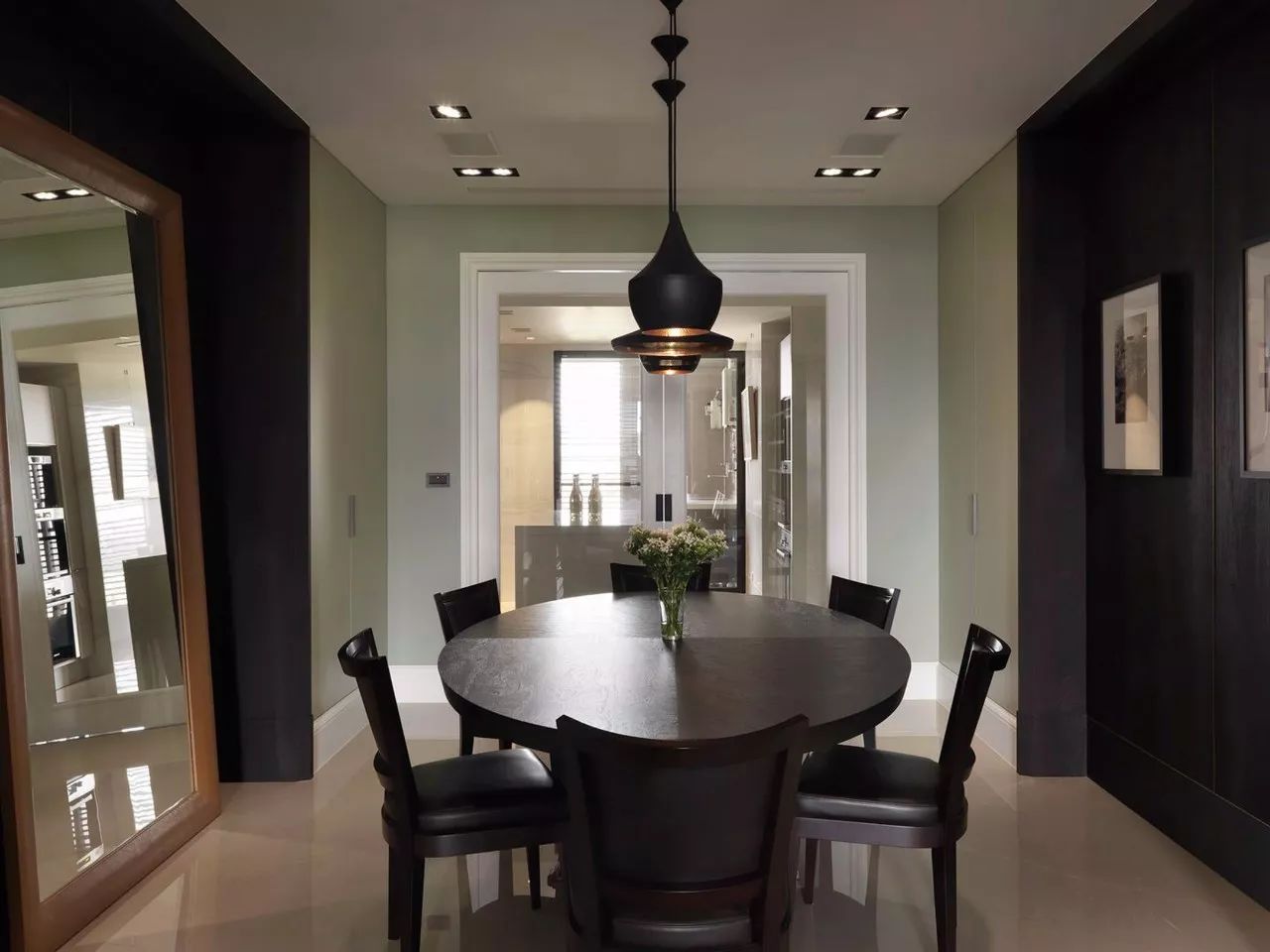 三居室装修,110平米装修,10-15万装修,现代简约风格,黑白,餐桌