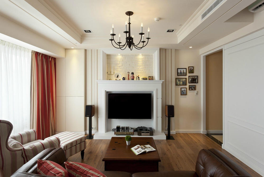110平米装修,三居室装修,10-15万装修,美式风格,现代简约风格,客厅,白色