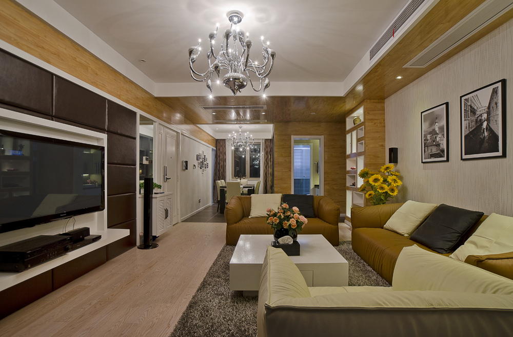 130平米装修,三居室装修,10-15万装修,现代简约风格,电视背景墙,沙发