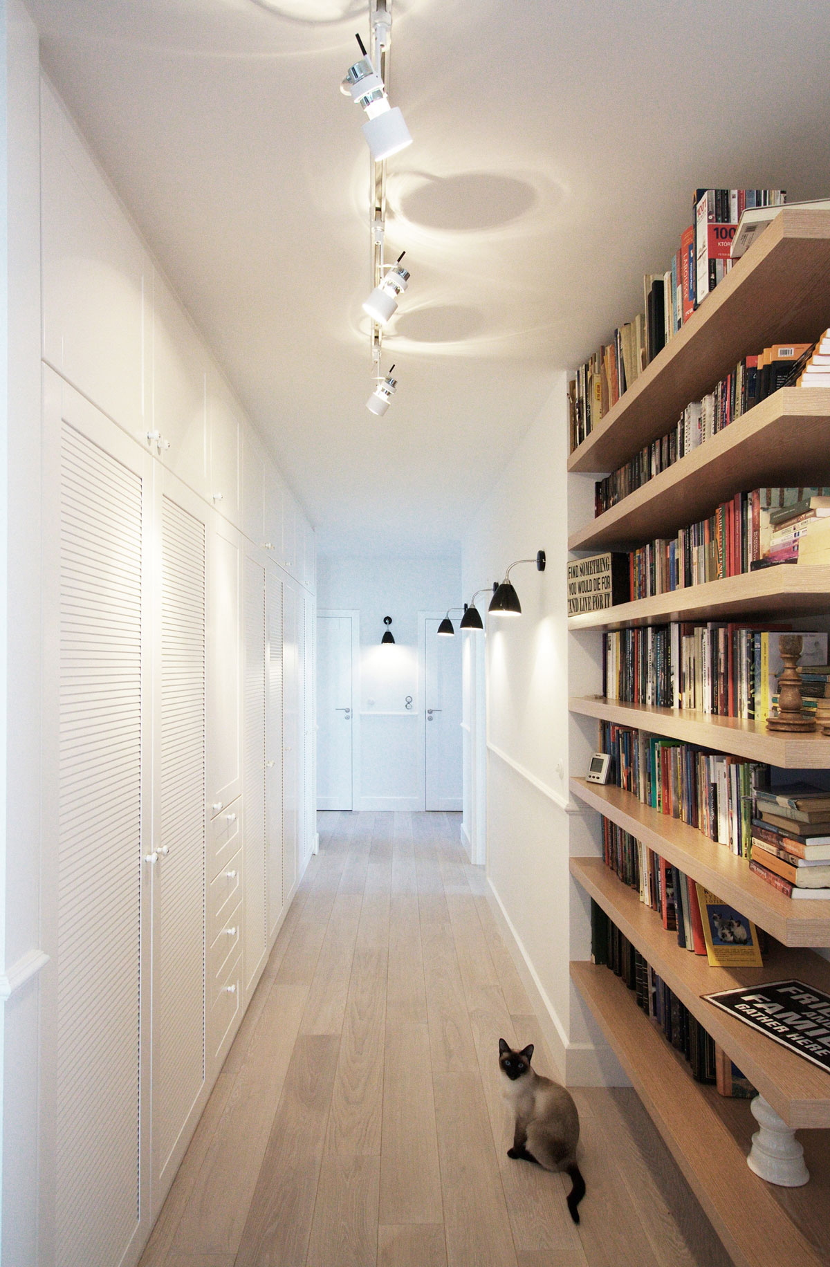 公寓装修,三居室装修,130平米装修,5-10万装修,北欧风格,白色,书架