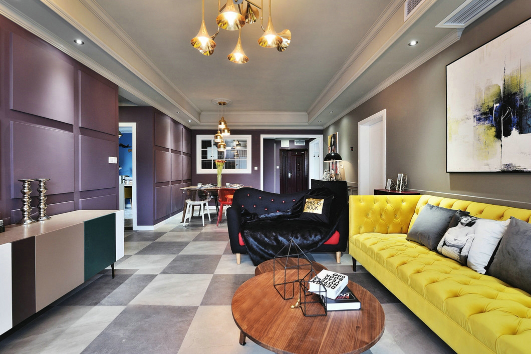 100平米装修,三居室装修,10-15万装修,混搭风格,沙发,电视背景墙,黄色,紫色