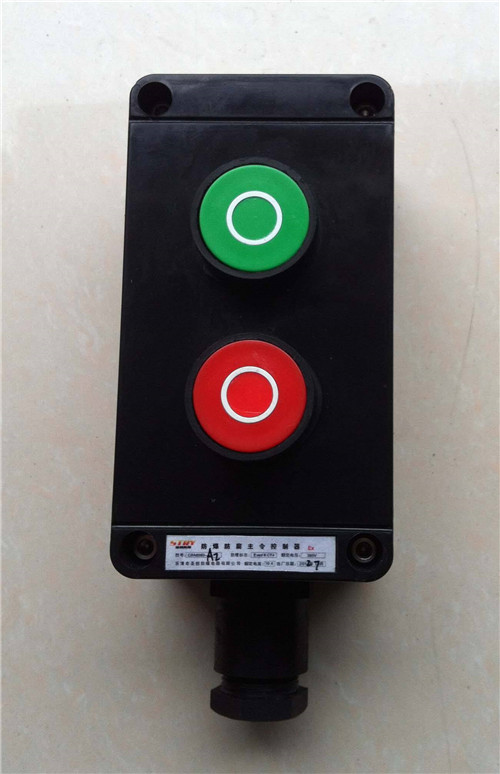 红绿按钮开关怎么接线