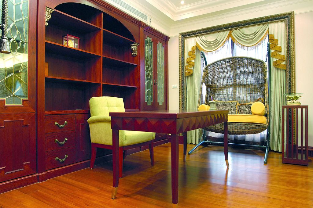 新古典书房红木书桌柜设计