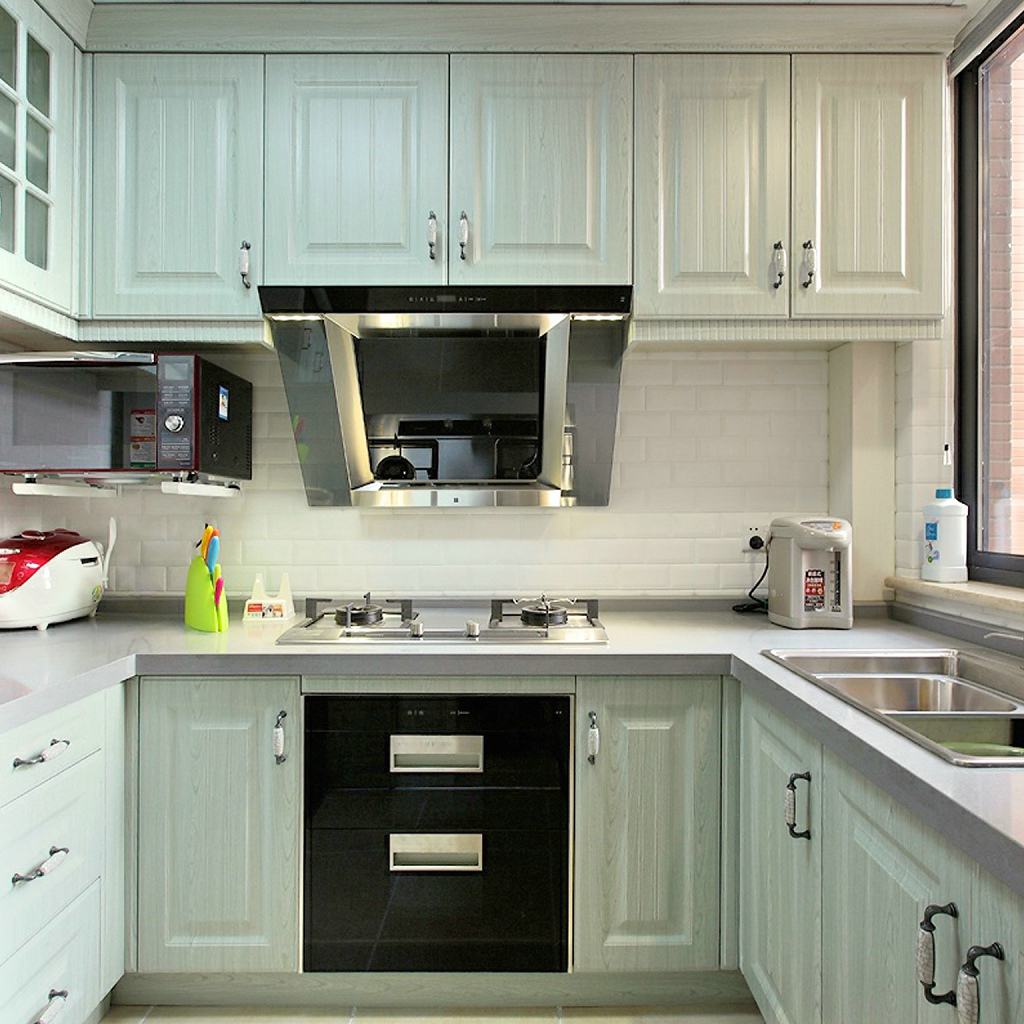 北欧风情厨房 白色U型橱柜设计