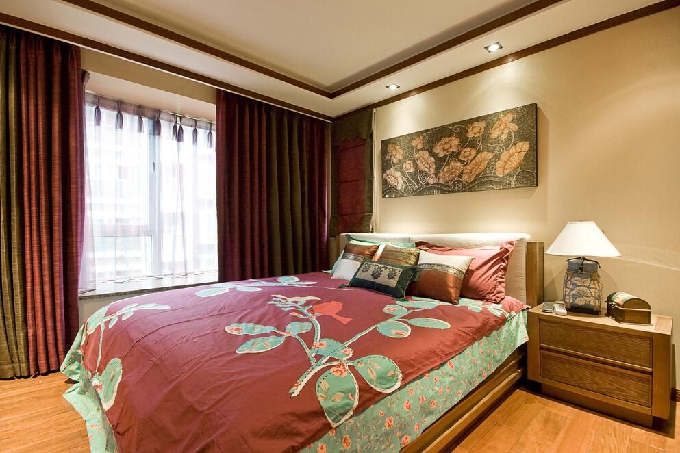 卧室,背景墙,窗帘,其它,东南亚,白色,米色,红色,绿色,咖啡色