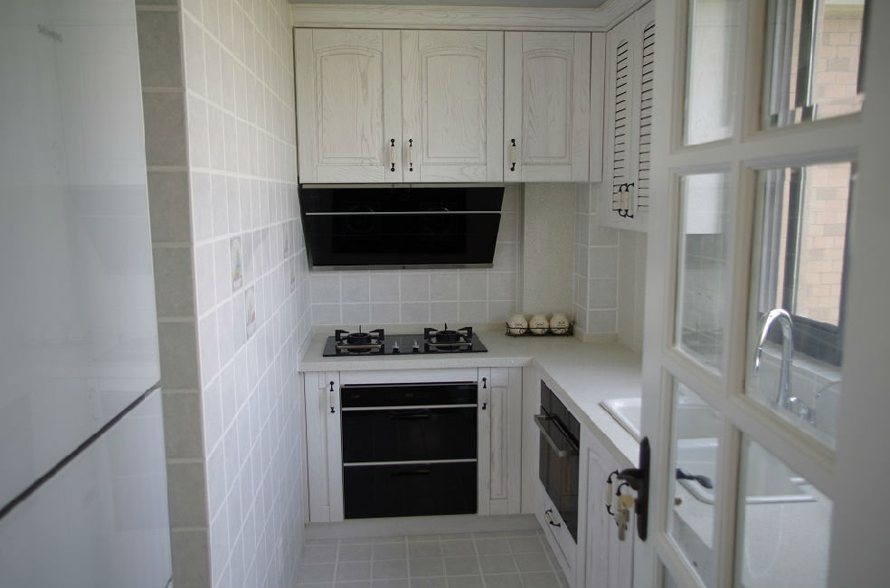 现代美式小户型家居厨房橱柜定制
