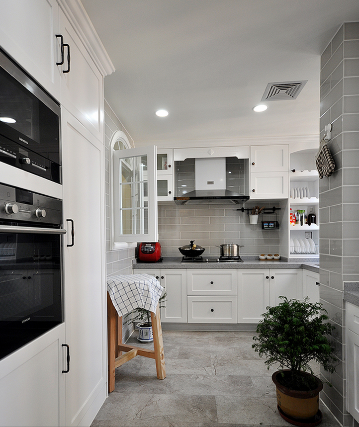 灰白美式风格整体厨房设计案例图