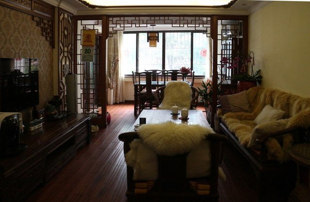 传统中式雕花隔断家居效果图1/3