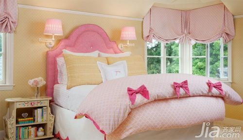 pink_yellow_girls_bedroom_designer