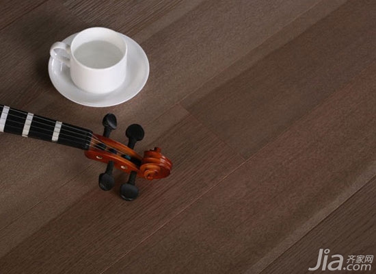 客厅装修主流用材 8款耐用实木复合地板